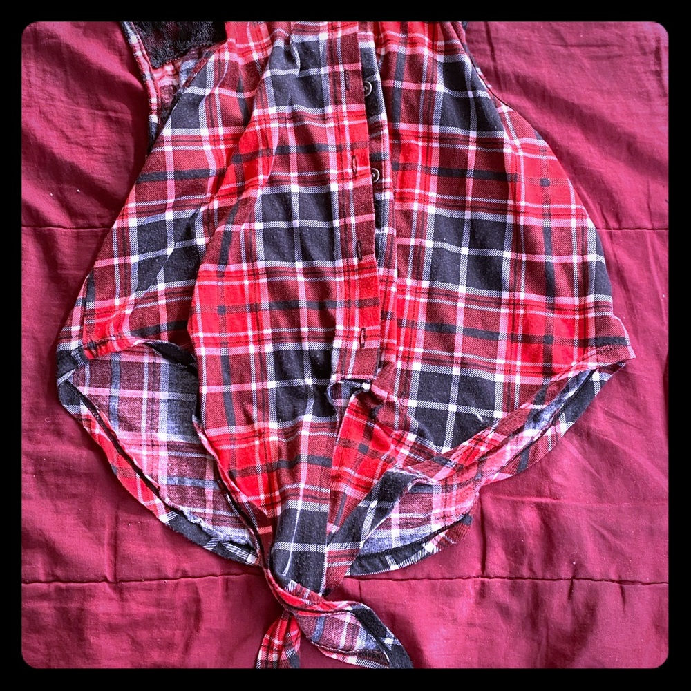 Plaid Sleeveless Top